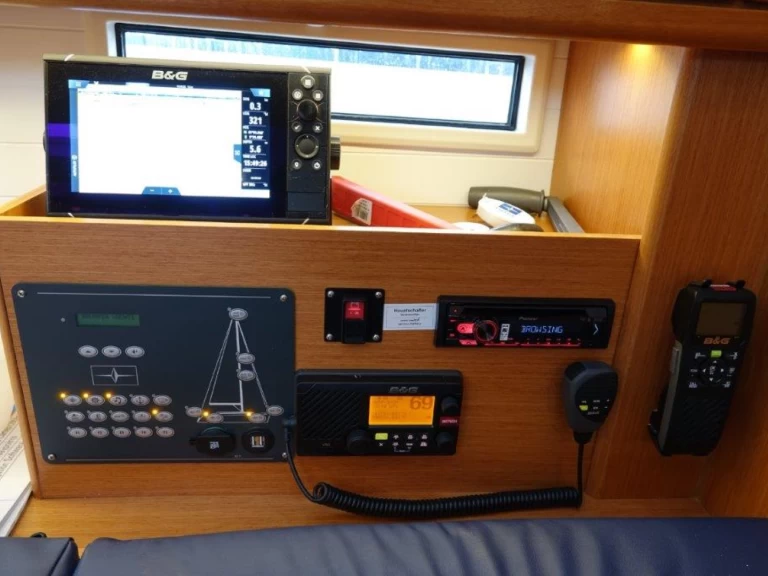 Noleggio barche Olbia economico Cruiser 46