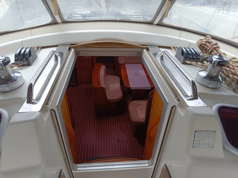 Noleggio Barca a vela con o senza skipper Bavaria a Scardona