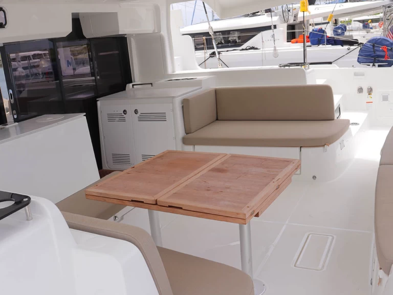 Noleggio barche Lagoon Lagoon 46 a Road Town su Samboat