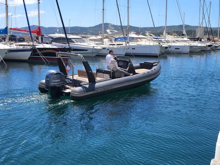 Noleggio barche Joker Boat Clubman 26 Special a Le Lavandou su Samboat