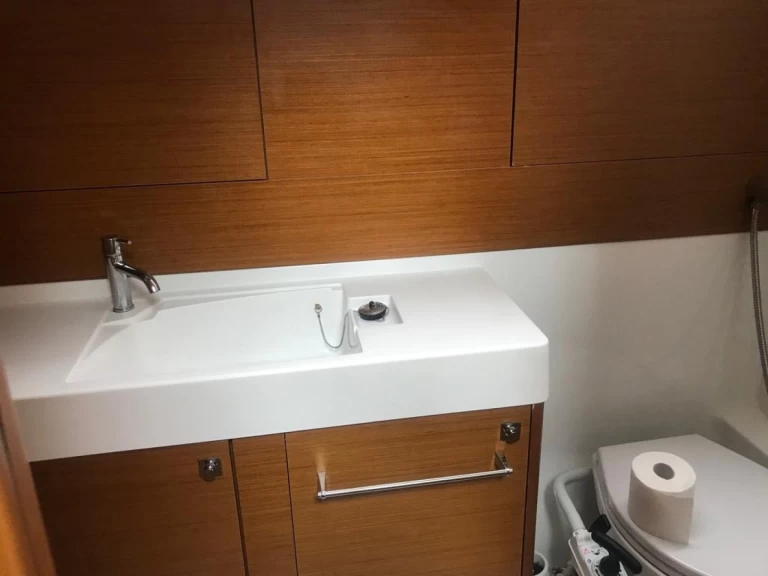 Noleggio Barca a vela con o senza skipper Jeanneau a Santa Cruz de Tenerife