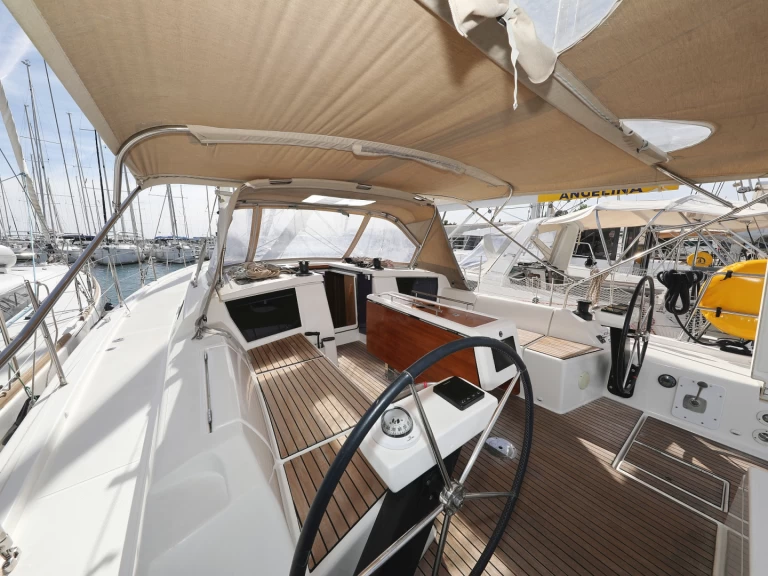 Noleggio Barca a vela Dufour con patente nautica