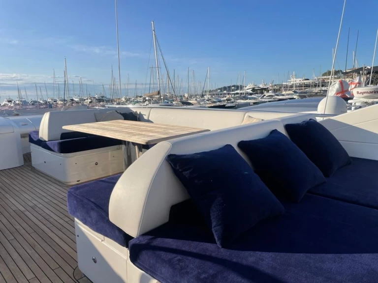 Princess Princess 64 Fly da affittare a  Beaulieu-sur-Mer
