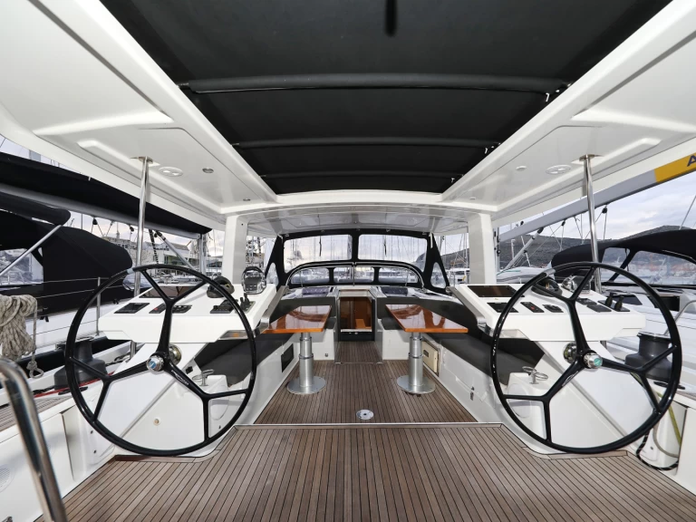 Noleggio barche Trogir economico Hanse 588