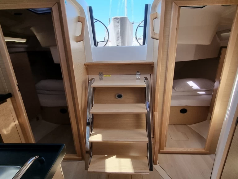 Noleggio barche Hanse Hanse 348 a Pola su Samboat