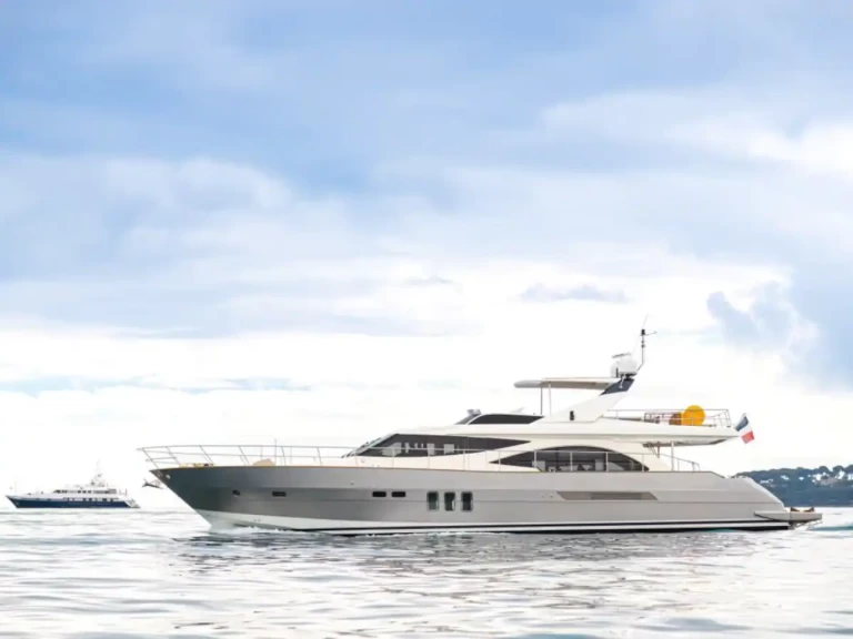 Noleggio barche Guy Couach Guy Couach 2300 a Antibes su Samboat