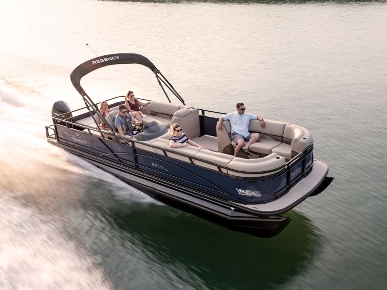 Noleggio Barca a motore con o senza skipper regency a Sanguinet