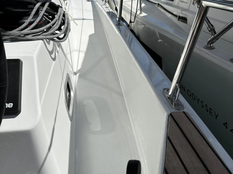 Noleggio barche Jeanneau Sun Odyssey 410 a Komolac su Samboat