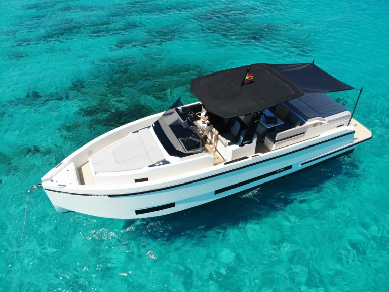 Noleggio Barca a motore a Ibiza Town – De Antonio D36 Open