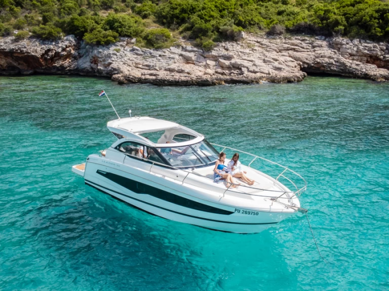 Jeanneau Leader 36 Sportop da affittare a  Ragusa (Dubrovnik)
