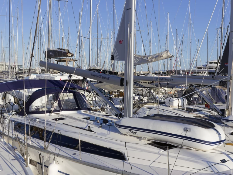 Noleggio barche Bavaria Cruiser 46 a Castelli su Samboat