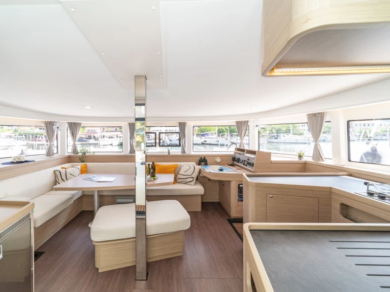 Lagoon Lagoon 42 da affittare a  Scardona