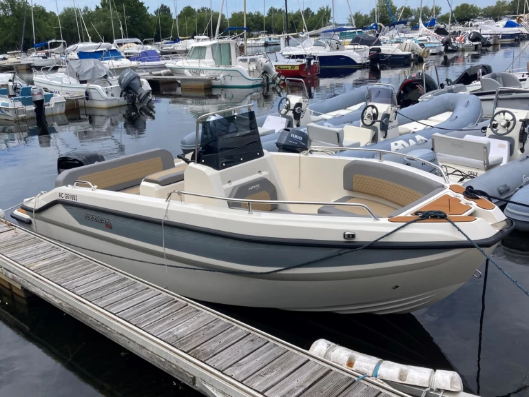 Noleggio Barca a motore  con patente nautica