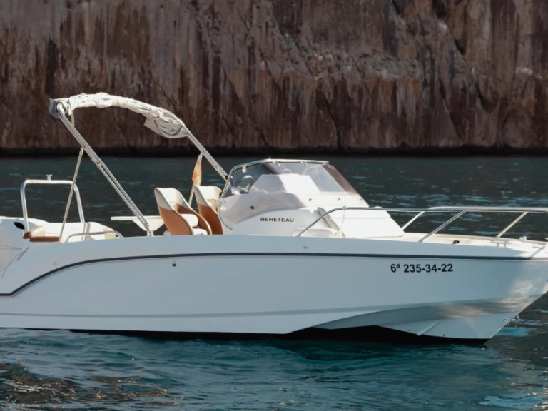 Noleggio Barca a motore con o senza skipper Bénéteau a Altea