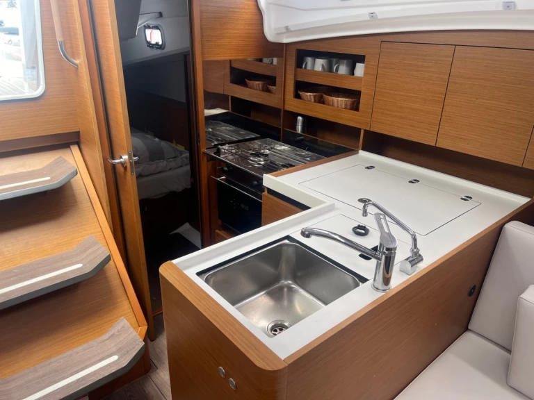 Noleggio barche Punat economico Sun Odyssey 380
