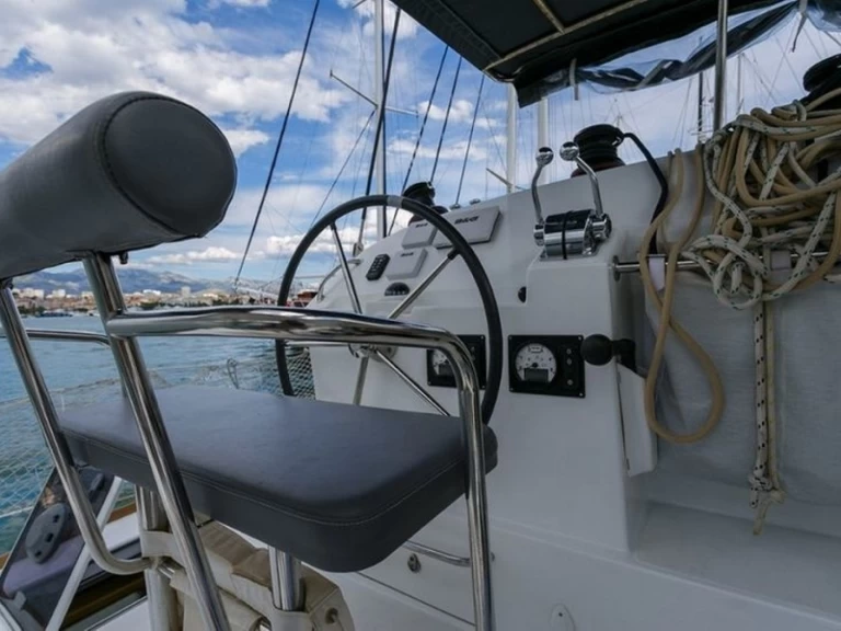 Lagoon Lagoon 400 S2 da affittare a  Castelli