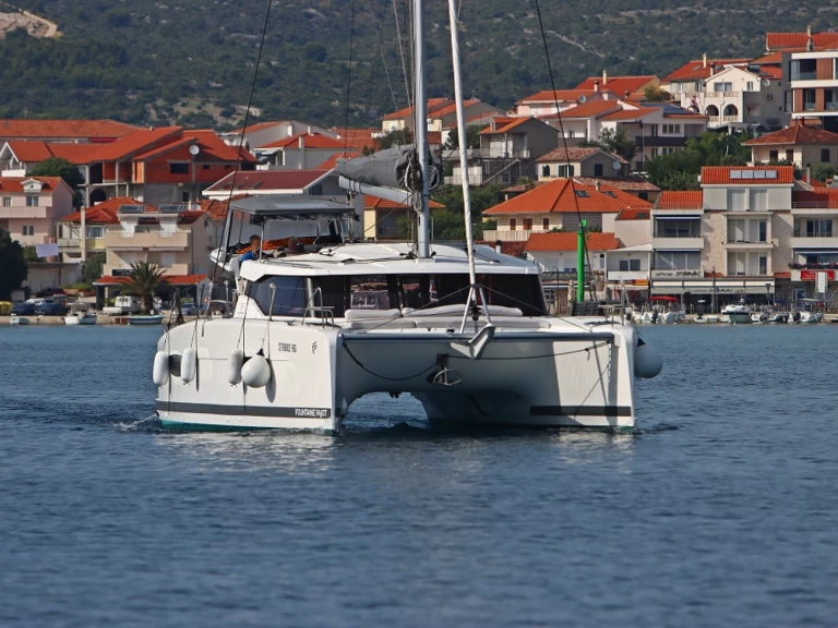 Noleggio Catamarano Fountaine Pajot con patente nautica