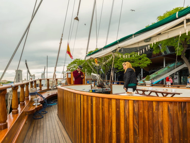 Noleggio Barca a vela con o senza skipper Abacus a Barcellona