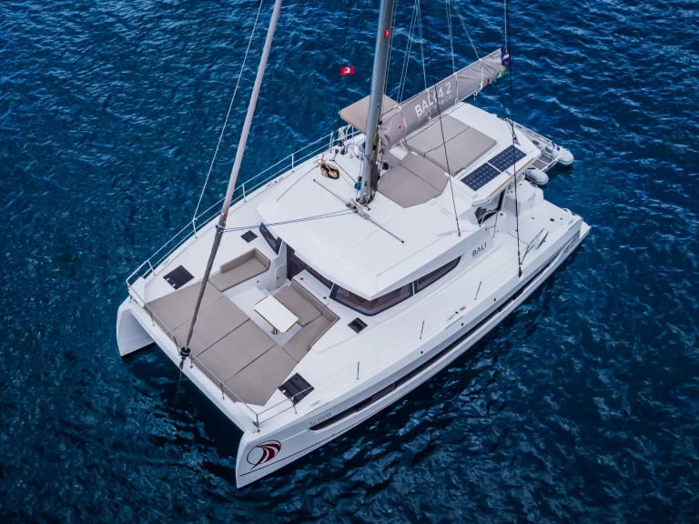 Noleggio Catamarano a Castelli – Bali Bali 4.2