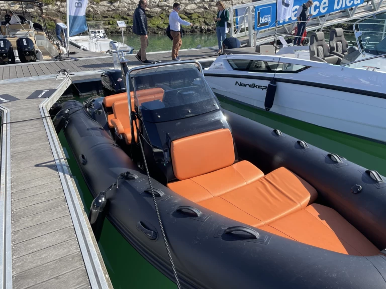 Gommone a noleggio a Saint-Martin-de-Ré al miglior prezzo