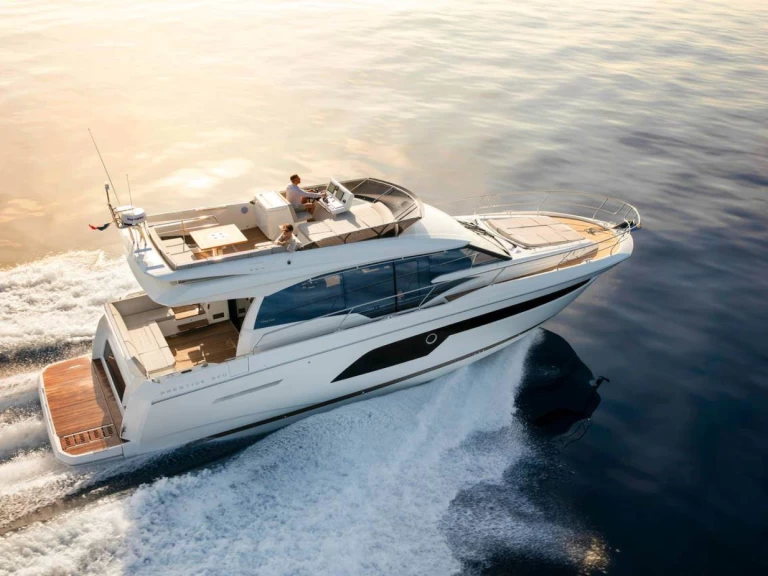 Noleggio barche Cannes economico Prestige 520