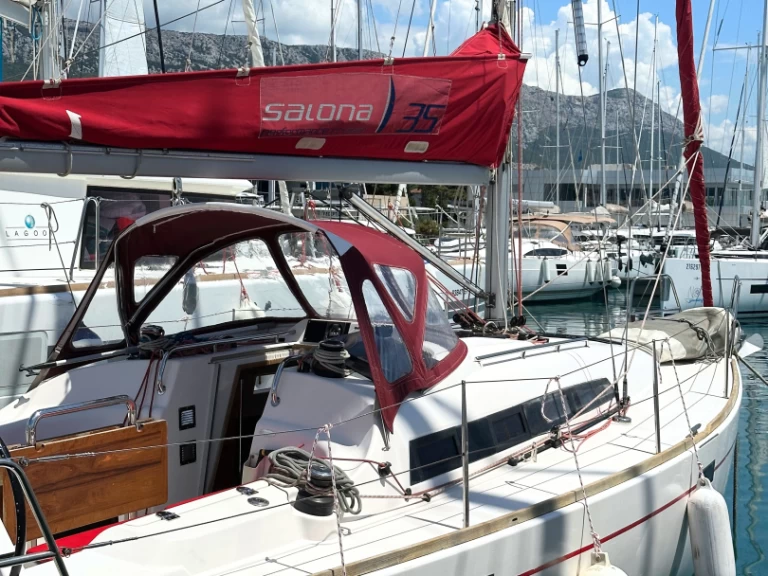 Noleggio barche Salona Salona 35 a Castelli su Samboat