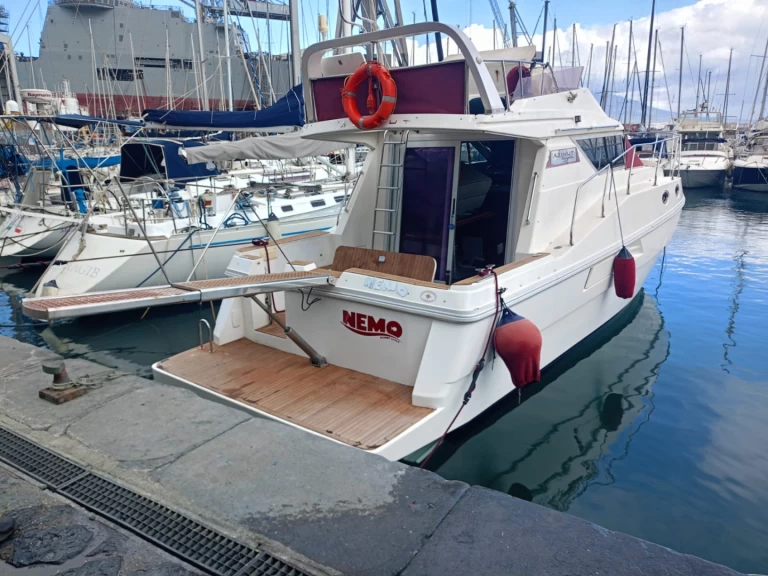 Noleggiare una Azimut Az 34 a Castellammare di Stabia