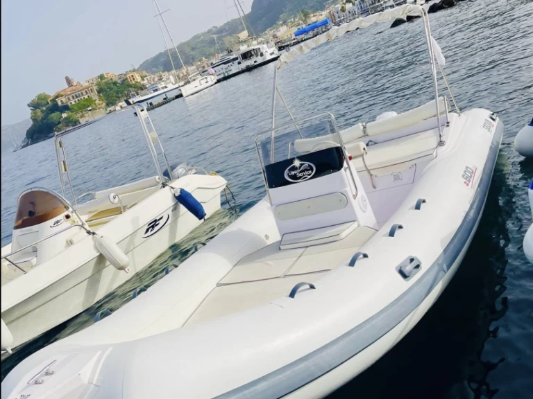 Noleggio Gommone a Les Issambres – Selva 600