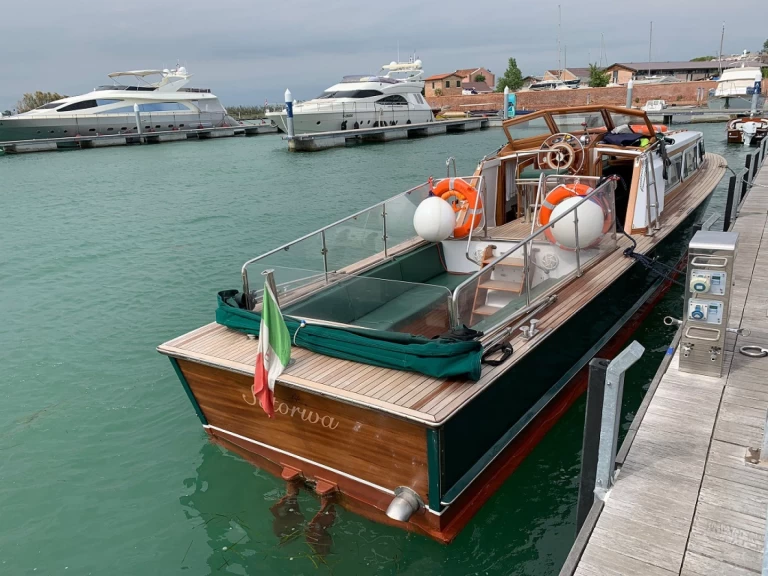 Noleggio a Venezia – Vizianello vizianello su SamBoat