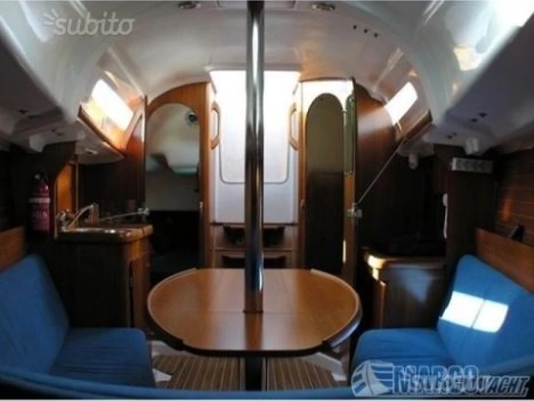 Noleggiare una Jeanneau Sun 2500 a Bisceglie