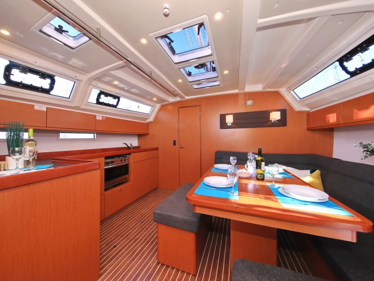 Noleggio a Castelli – Bavaria Cruiser 46 su SamBoat