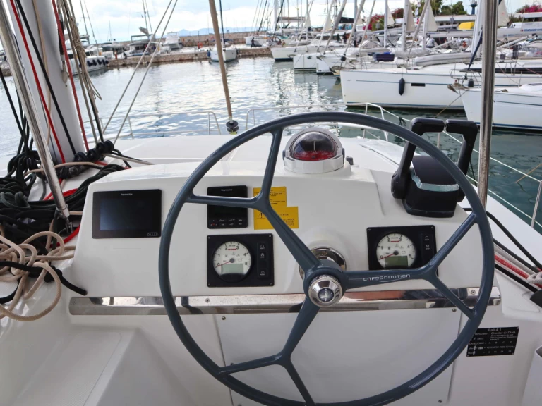 Noleggio Catamarano a Paros (Isola) – Bali Bali 4.1