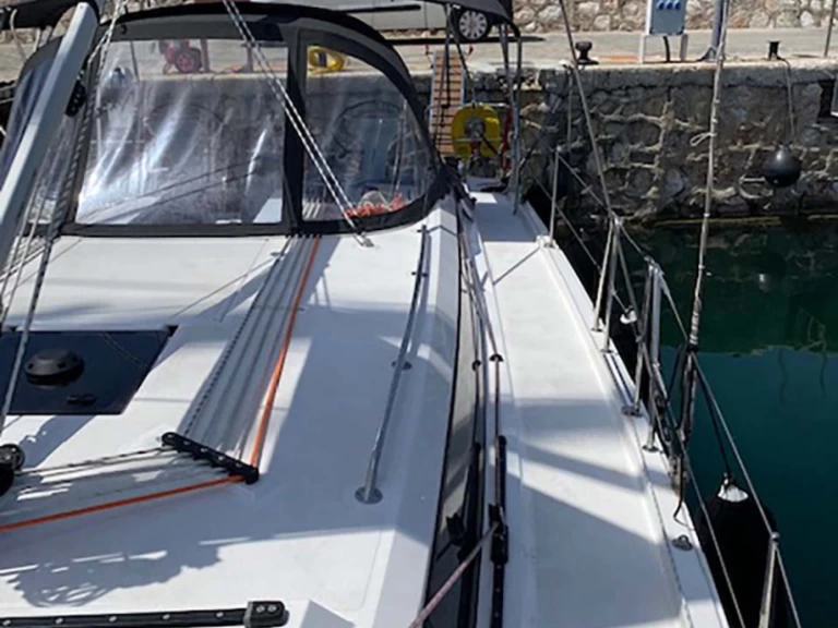 Noleggio a Álimos – Bavaria Bavaria C42 su SamBoat