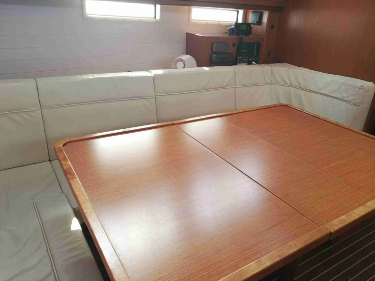 Noleggio Barca a vela a Agropoli – Bavaria Cruiser 46