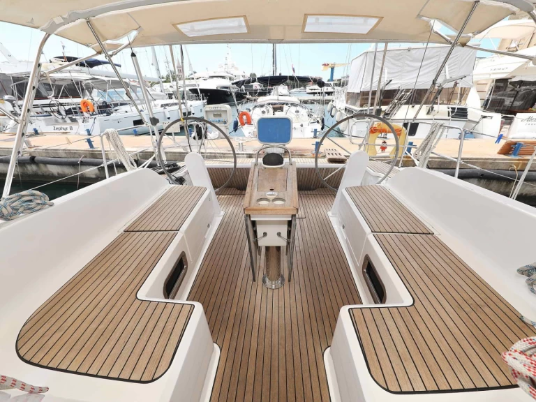 Noleggio Barca a vela con o senza skipper Bavaria a Zara