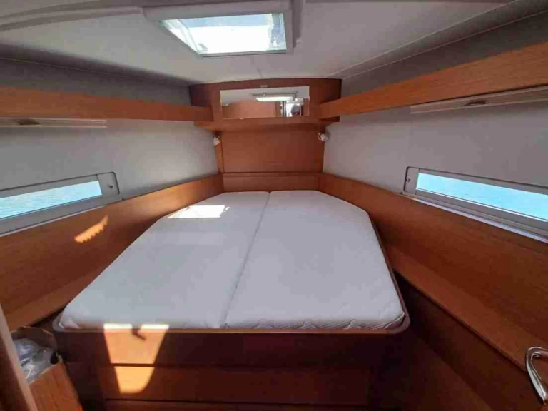 Dufour Dufour 430 da affittare a  Rodi Garganico