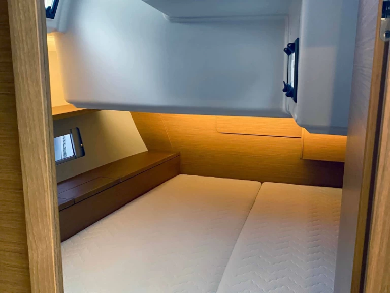 Noleggio barche Agropoli economico Dufour 470