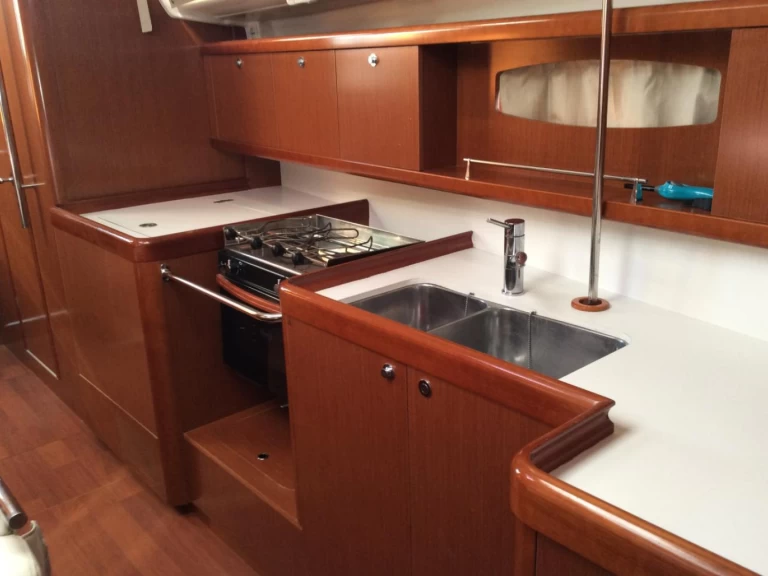 Noleggio Barca a vela con o senza skipper Bénéteau a Álimos