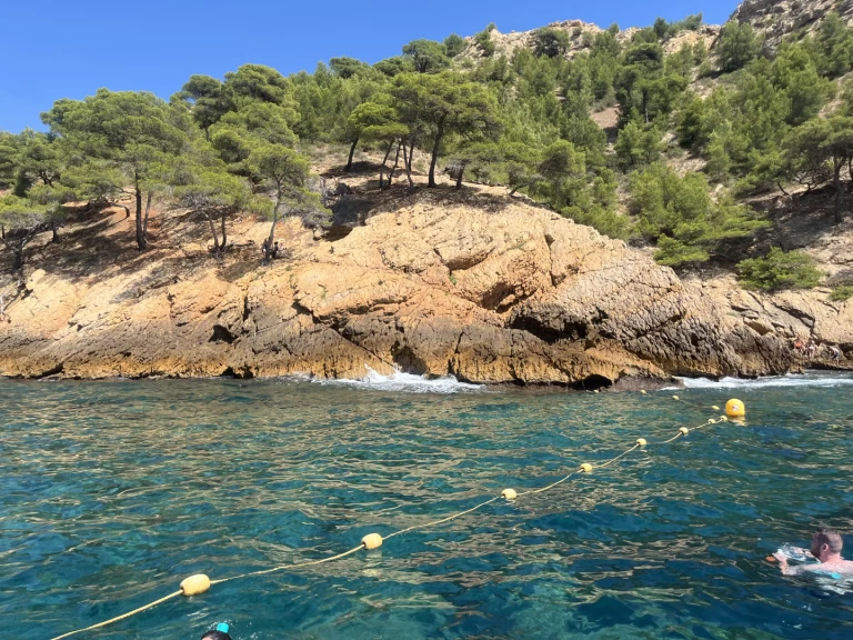 Noleggio a Marsiglia – Blu and blu italy 620 confort su SamBoat