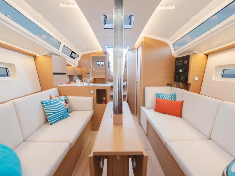 Noleggio Barca a vela a Jolly Harbour – Jeanneau Sun Odyssey 350