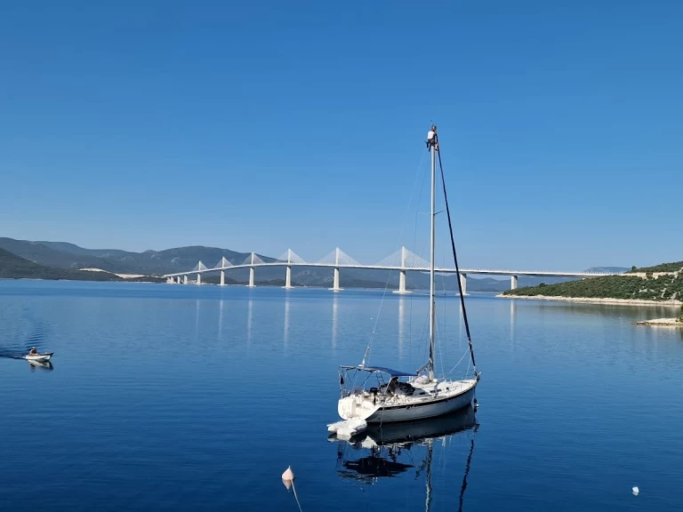 Noleggio Barca a vela Elan con patente nautica