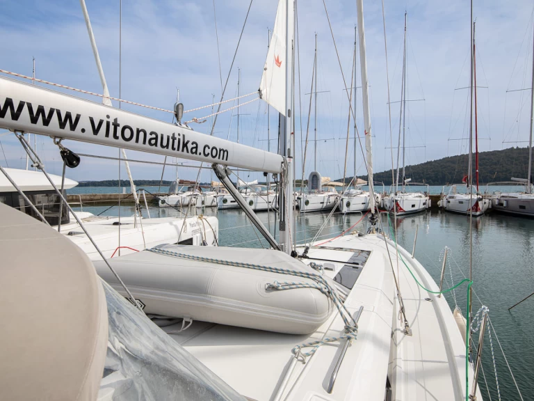 Noleggio a Pomer – Bénéteau Oceanis 46.1 su SamBoat