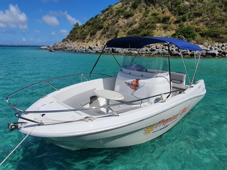 Jeanneau Cap Camarat 650 da affittare a  Marigot