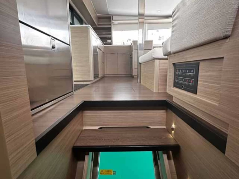 Noleggio barche Trogir economico Lagoon 46