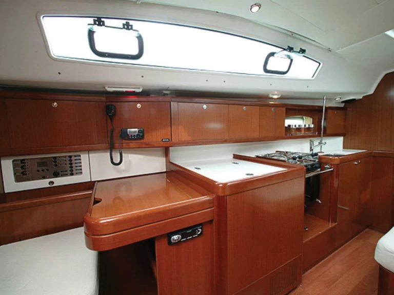 Noleggio barche Eleusi economico Oceanis 40