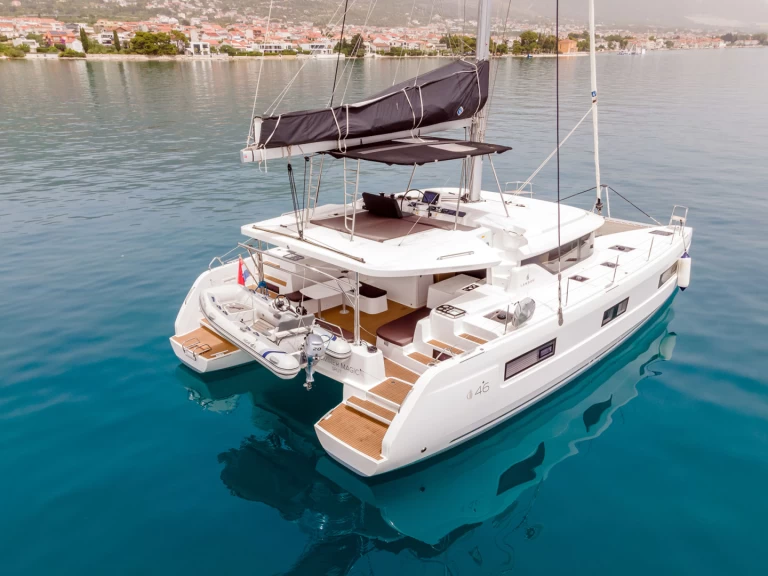 Noleggio barche Castelli economico Lagoon 46
