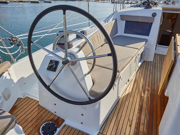 Noleggiare una Jeanneau Sun Odyssey 410 a Primošten