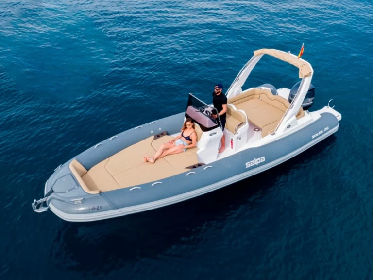 Noleggio barche Salpa Salpa Soleil 26 a Roses su Samboat