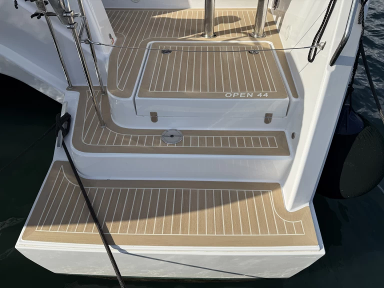 Noleggio Catamarano a Six-Fours-les-Plages – Nautitech Open 44