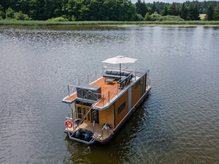 Houseboat a noleggio a Buchholz al miglior prezzo